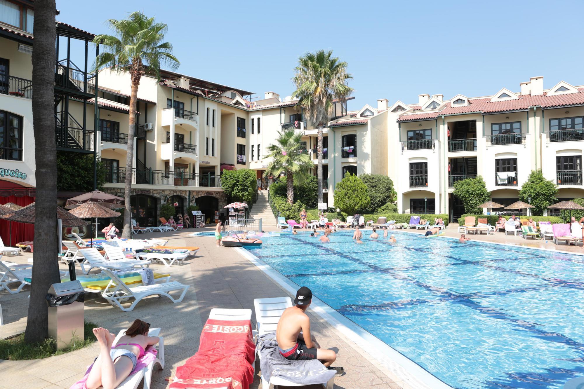 Club Turquoise Apart Marmaris Exterior photo