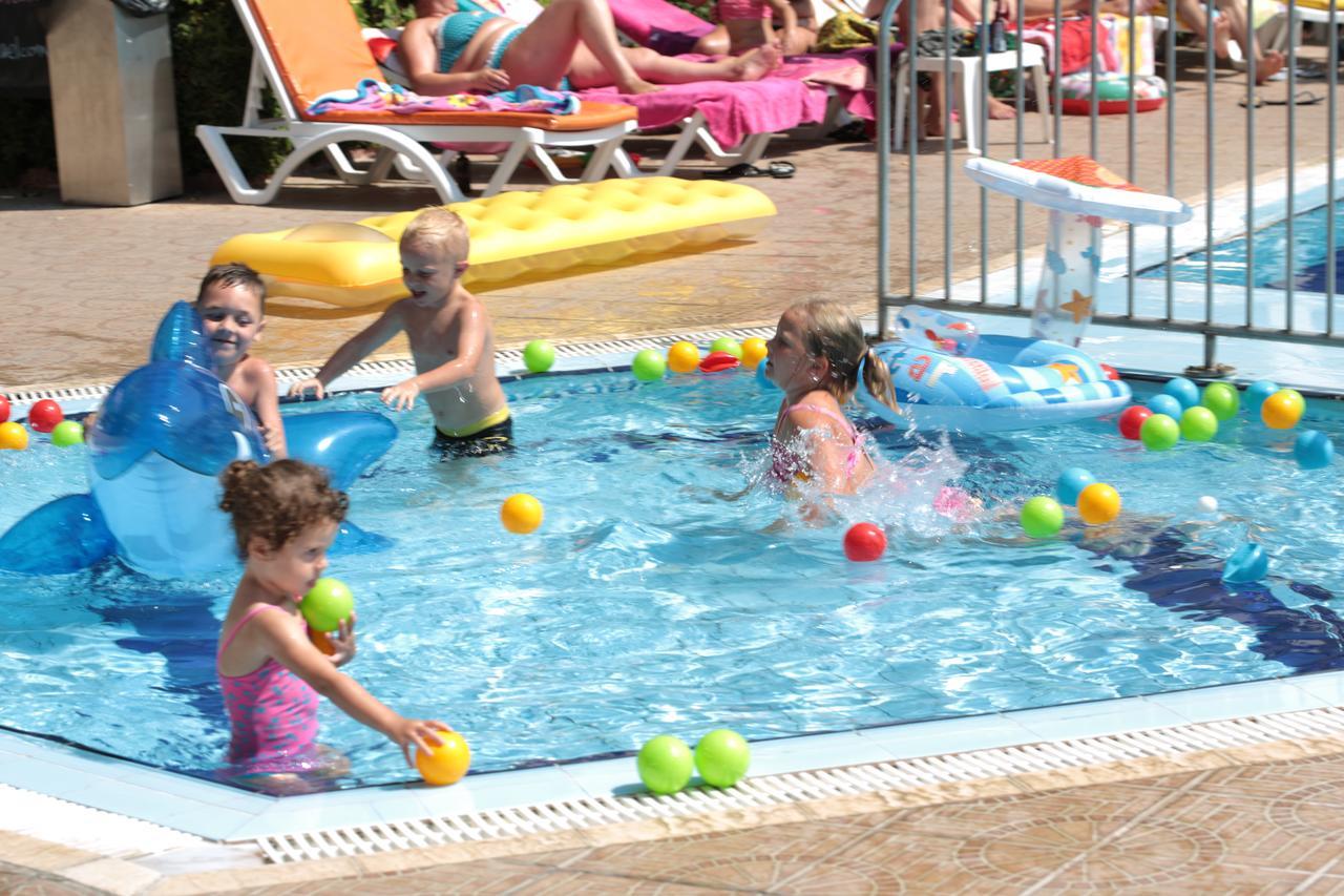 Club Turquoise Apart Marmaris Exterior photo